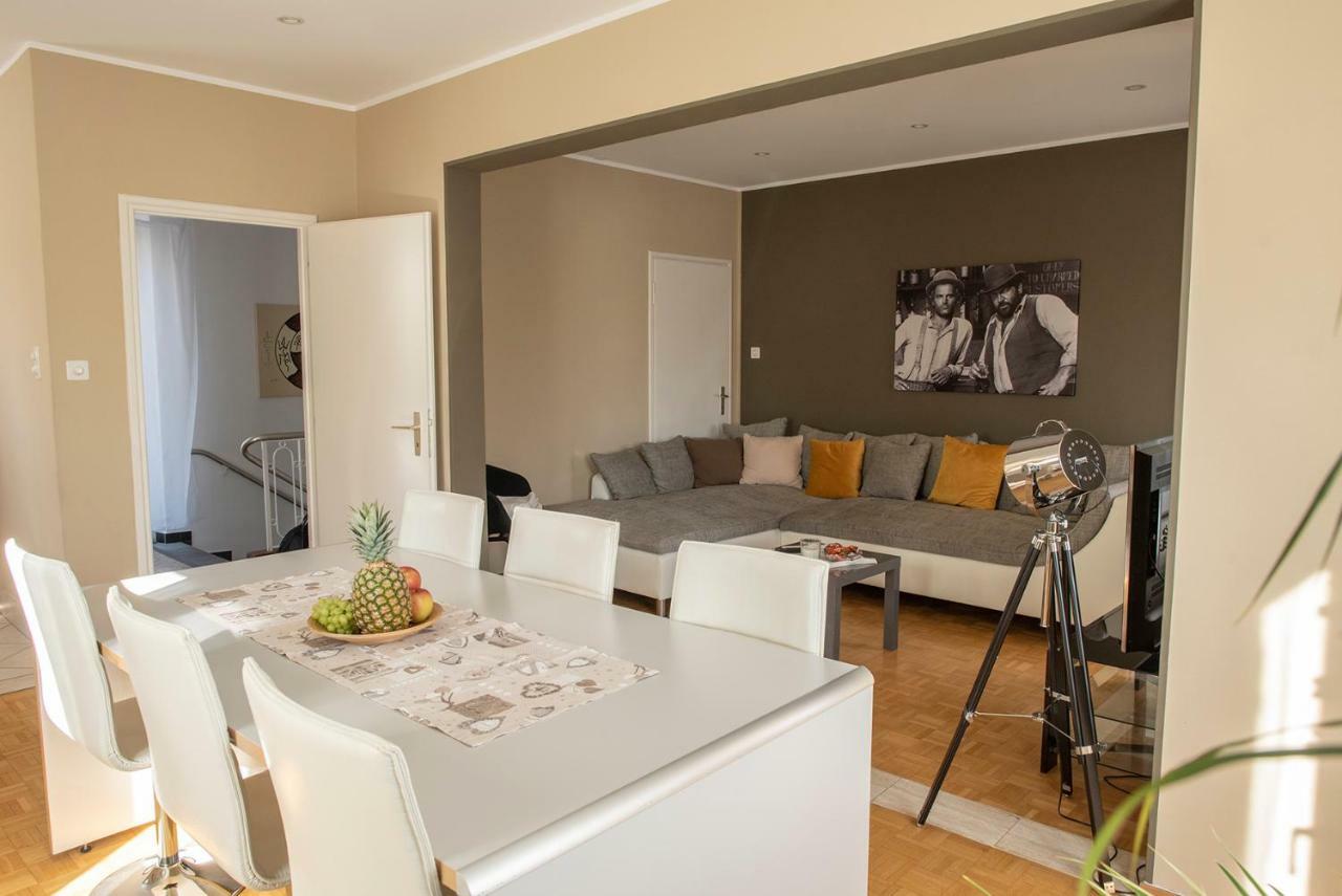 Locarno, Casa Pioda - Nahe Zentrum, Mit Balkon Und Parkplatz Exterior photo